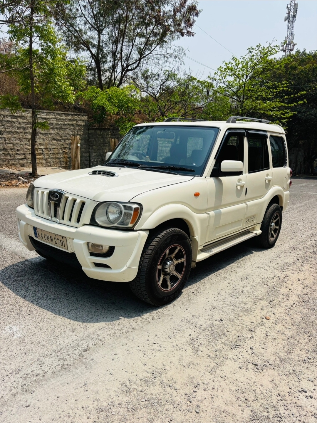 Mahindra Scorpio